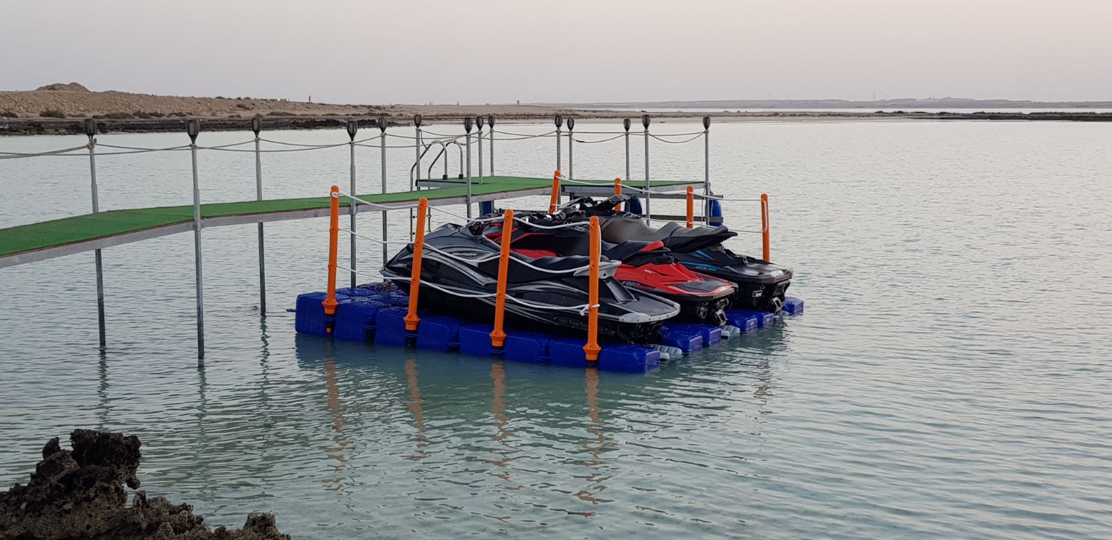 浮筒?？堪灏咐?></div>
          <div   id=